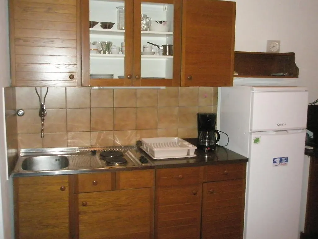 Studio Apartment Jadranko Duga Uvala Krnica 0*,  Croatie